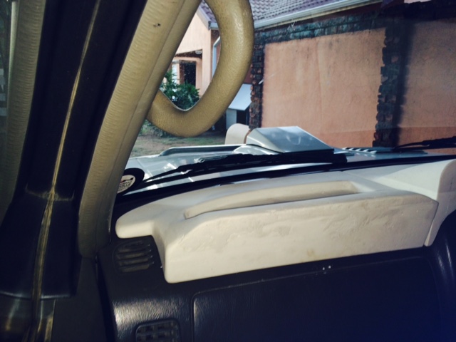 passenger pod with top recess