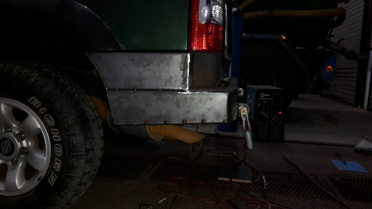 Rear bumper trimming 1.jpg