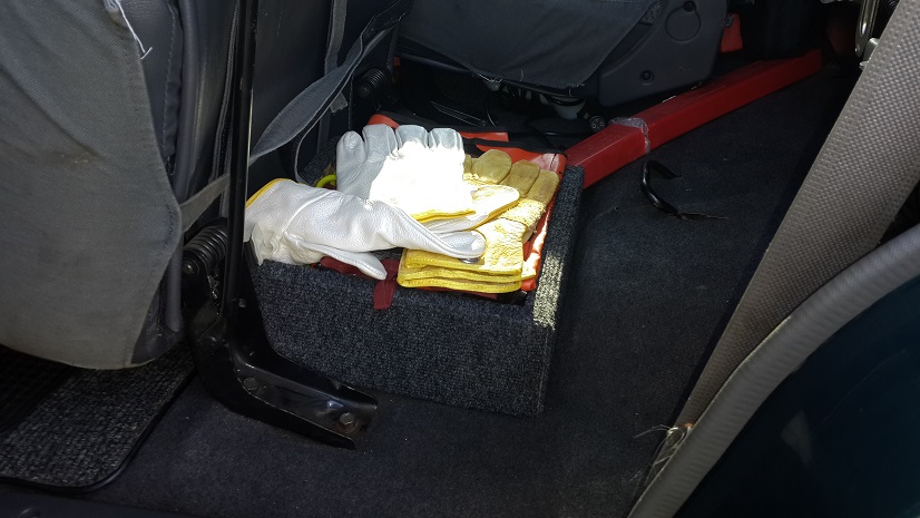 8 Boxes under rear seats whith recovery gear.jpg