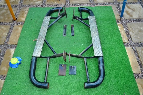 Patrol Pick-Up Side Steps (2).jpg