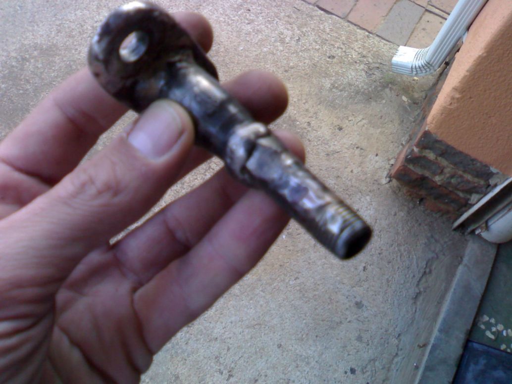 sorry about the lousy photo....but its about the same as the quality of the workmanship of this flange bracket