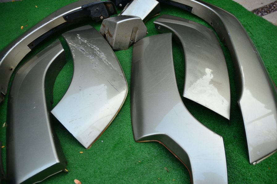 2008 4.8 GRX Wheel Arch Flares (15).jpg