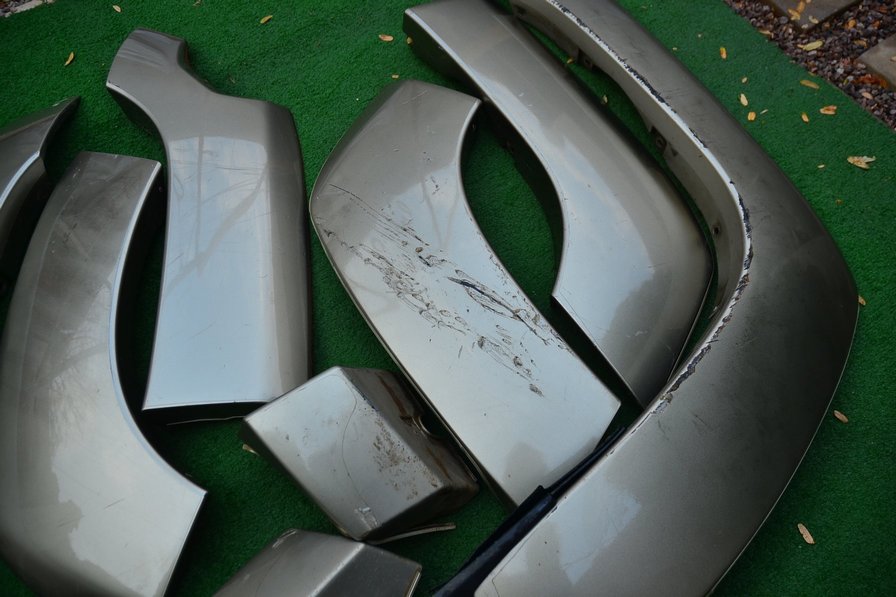 2008 4.8 GRX Wheel Arch Flares (12).jpg