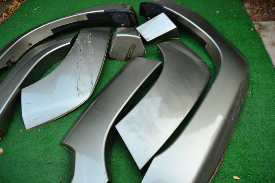 2008 4.8 GRX Wheel Arch Flares (2).jpg