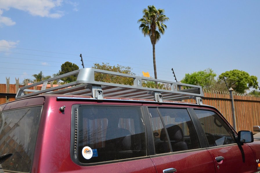 Frontrunner S2000 Roofrack (12).jpg