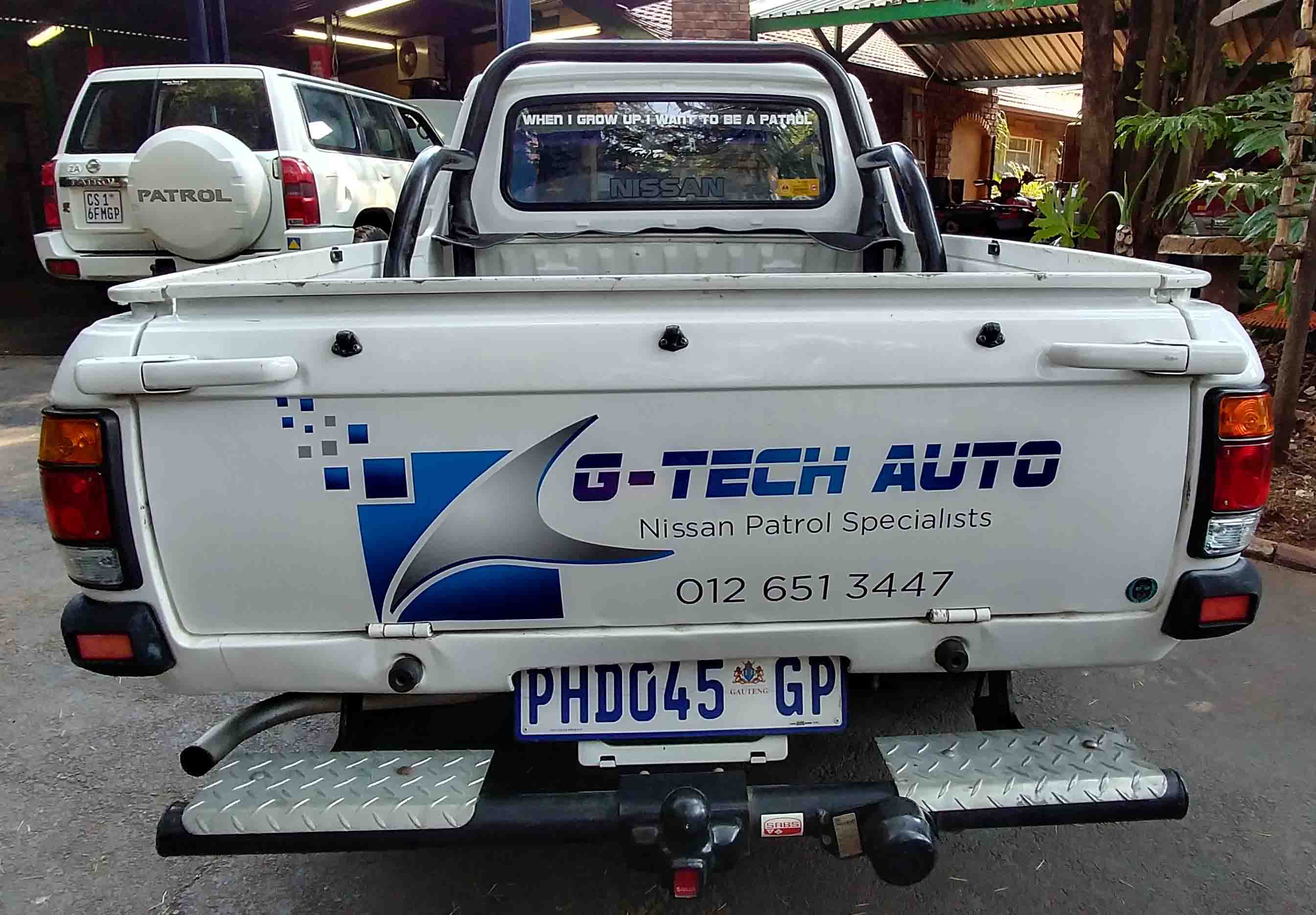 G-Tech Nissan Tailgate (Low).jpg