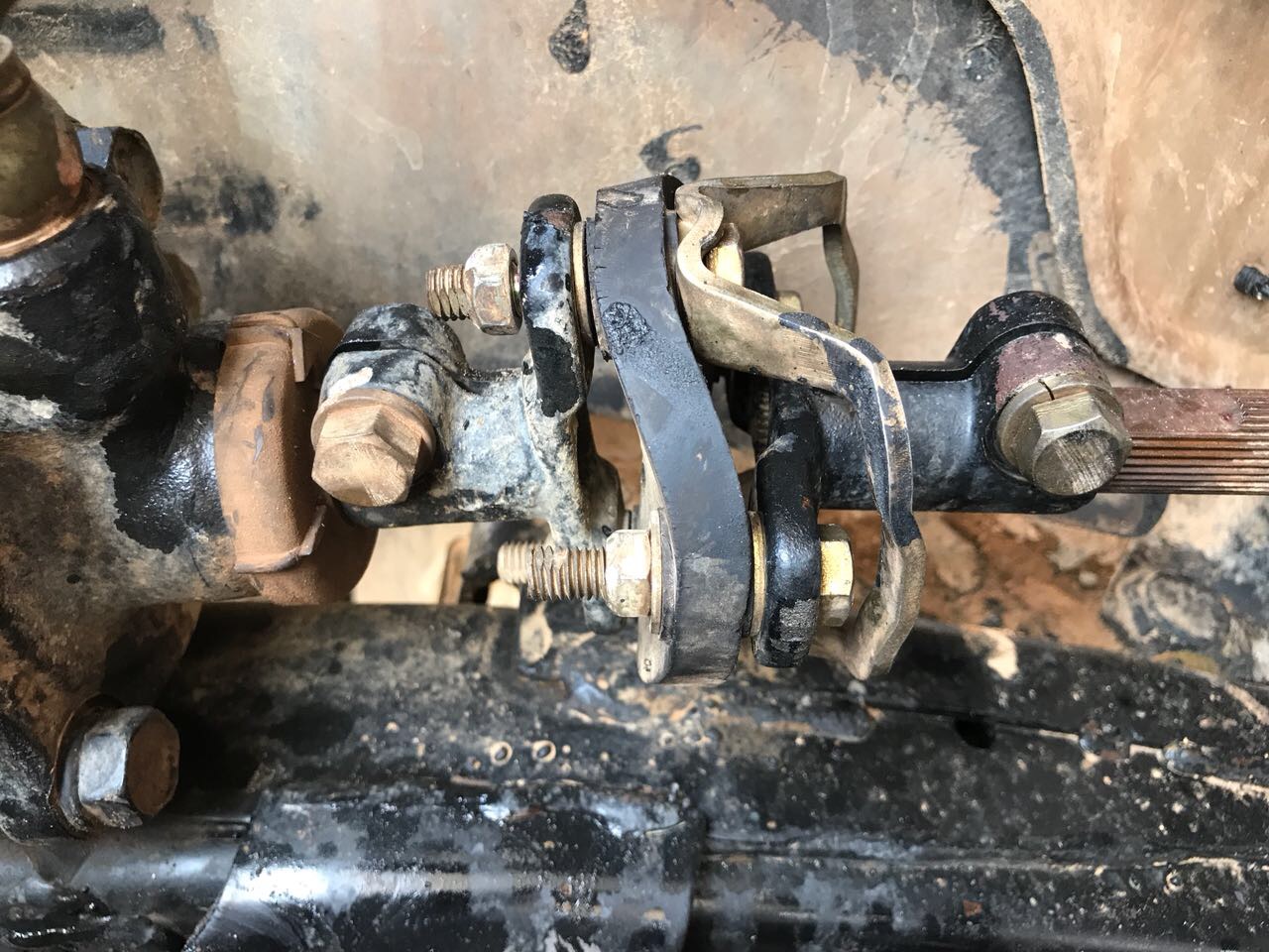 Steering rod rubber