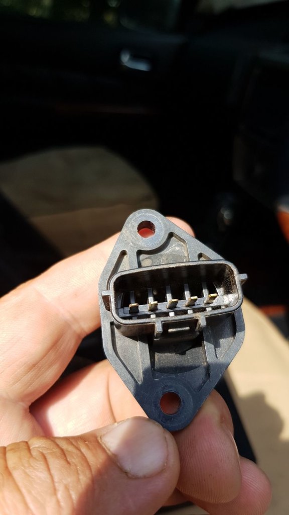 5 pin plug MAF.jpg