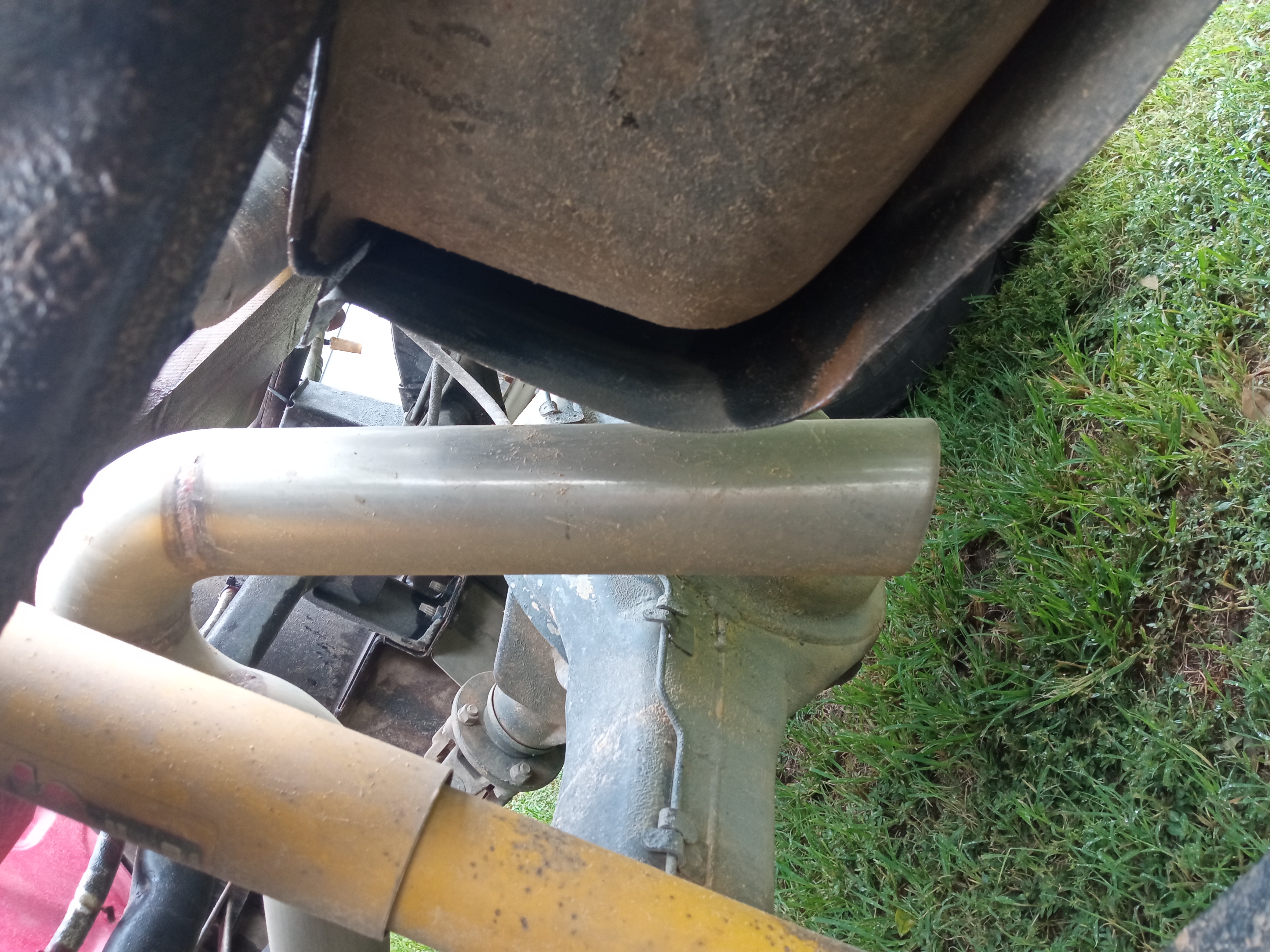 Flatbed exhaust.jpg