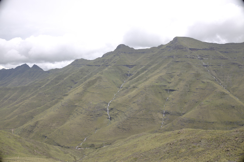 Nelson mandela road 5.jpg