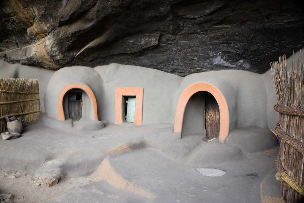 Kome caves 2.jpg