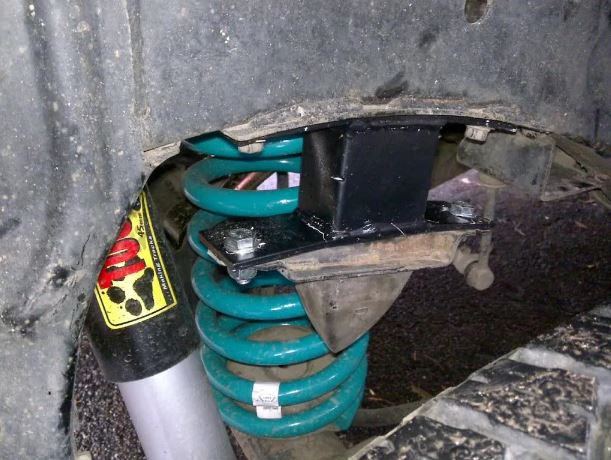 bumpstop bracket.JPG