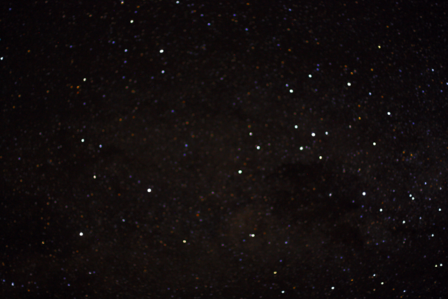 This picture was taken with a Canon 450D, 50mm lens, Manual, f1.4, 21 sec exposure, ISO 400. The result was not very good.