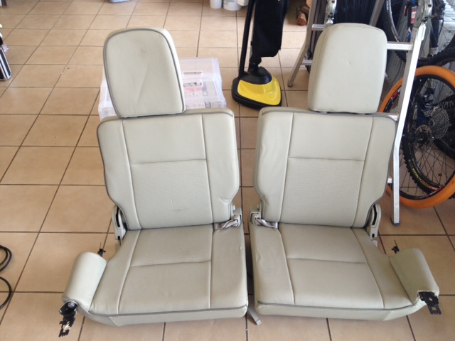 3rd row jumpseats with headrests.  Never used.